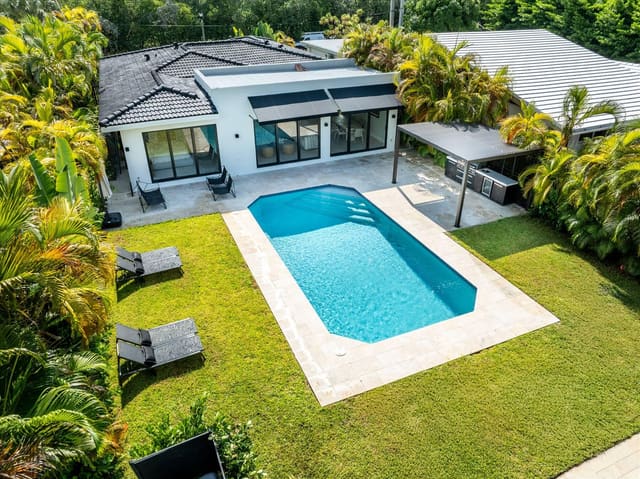 7610 Bayside Lane, Miami Beach, FL 33141