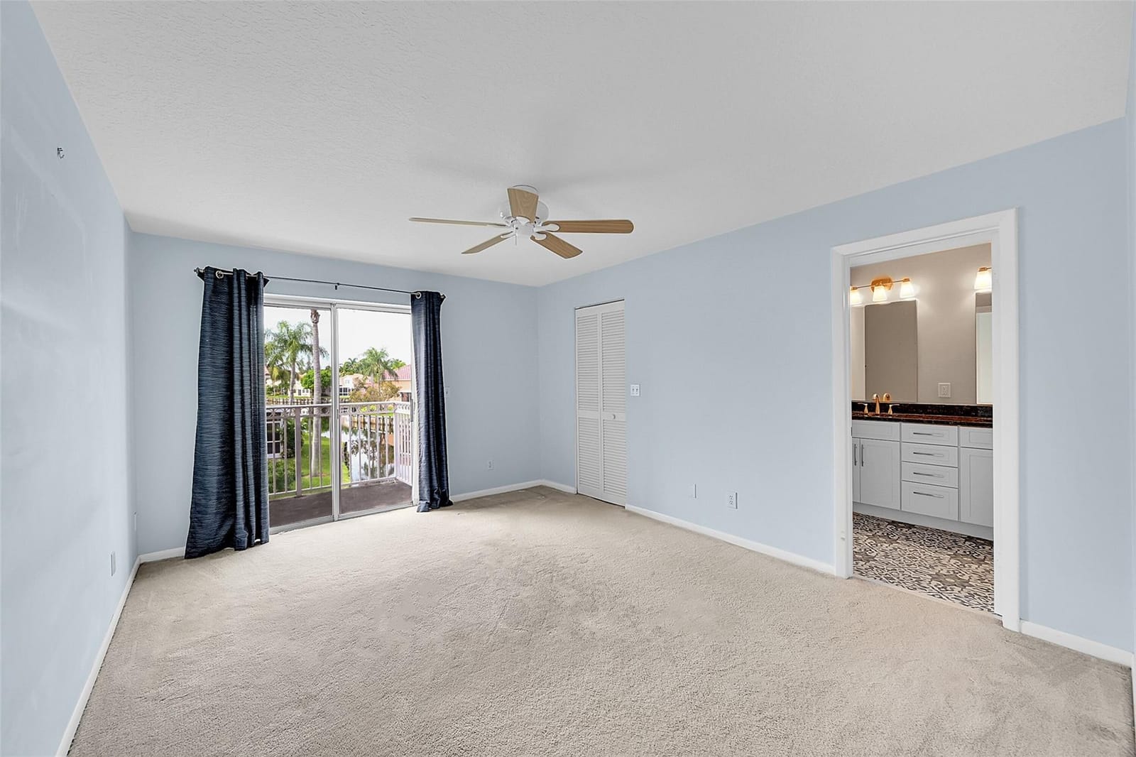 1046 SE 6th Avenue — photo 12