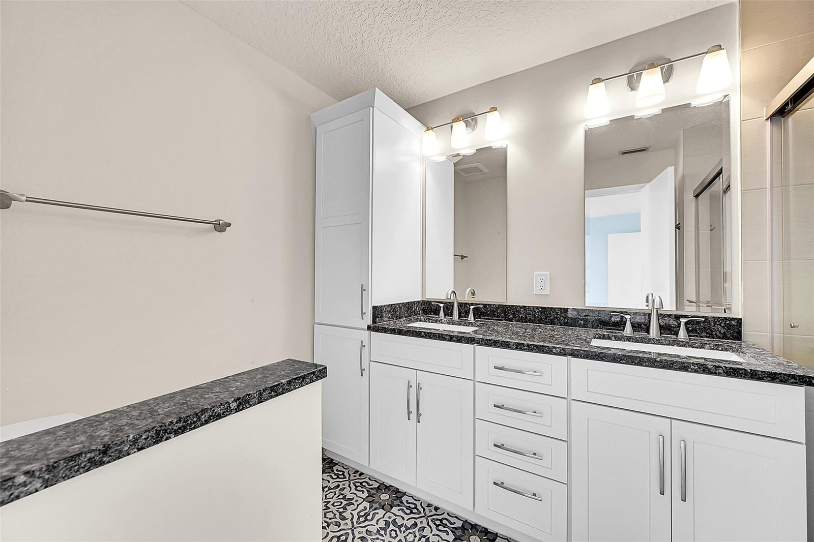 1046 SE 6th Avenue, Dania Beach, FL 33004 photo 17
