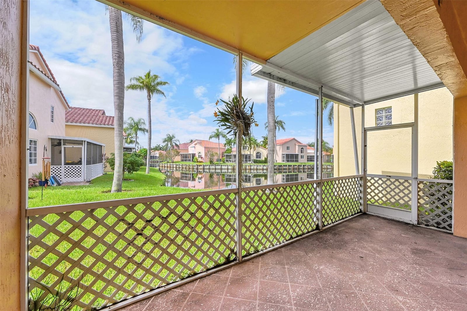 1046 SE 6th Avenue, Dania Beach, FL 33004 photo 25