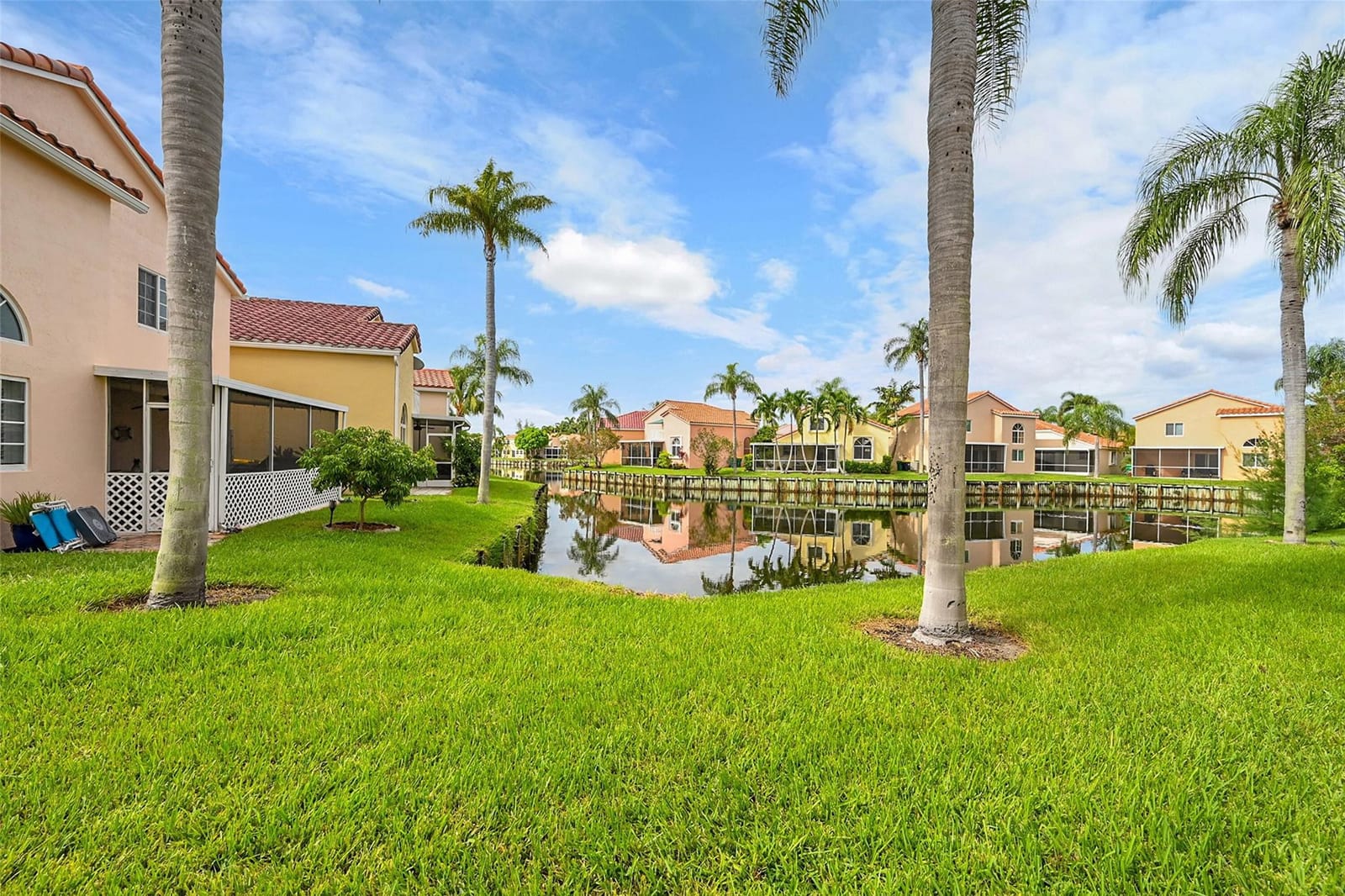 1046 SE 6th Avenue, Dania Beach, FL 33004 photo 29