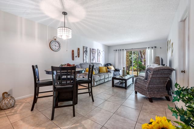 150 Lake Meryl Drive 143, Golden Lakes Village Condo E, West Palm Beach, FL