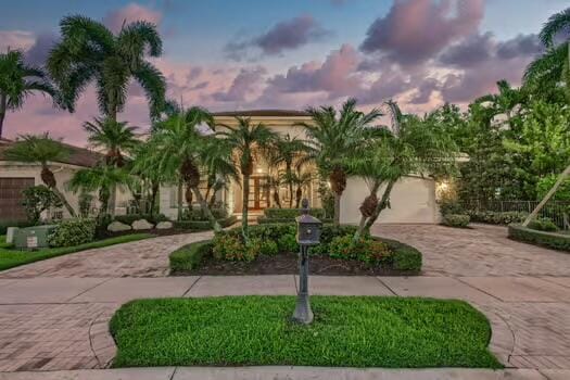 802 Floret Drive, Palm Beach Gardens, FL 33410 photo 12