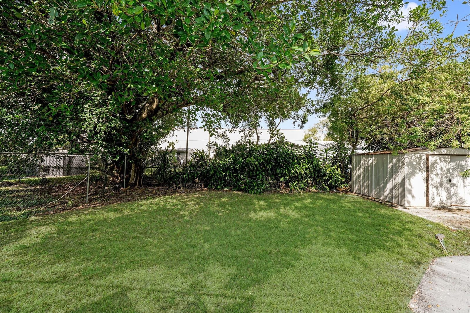1025 NW 8th Street — photo 4