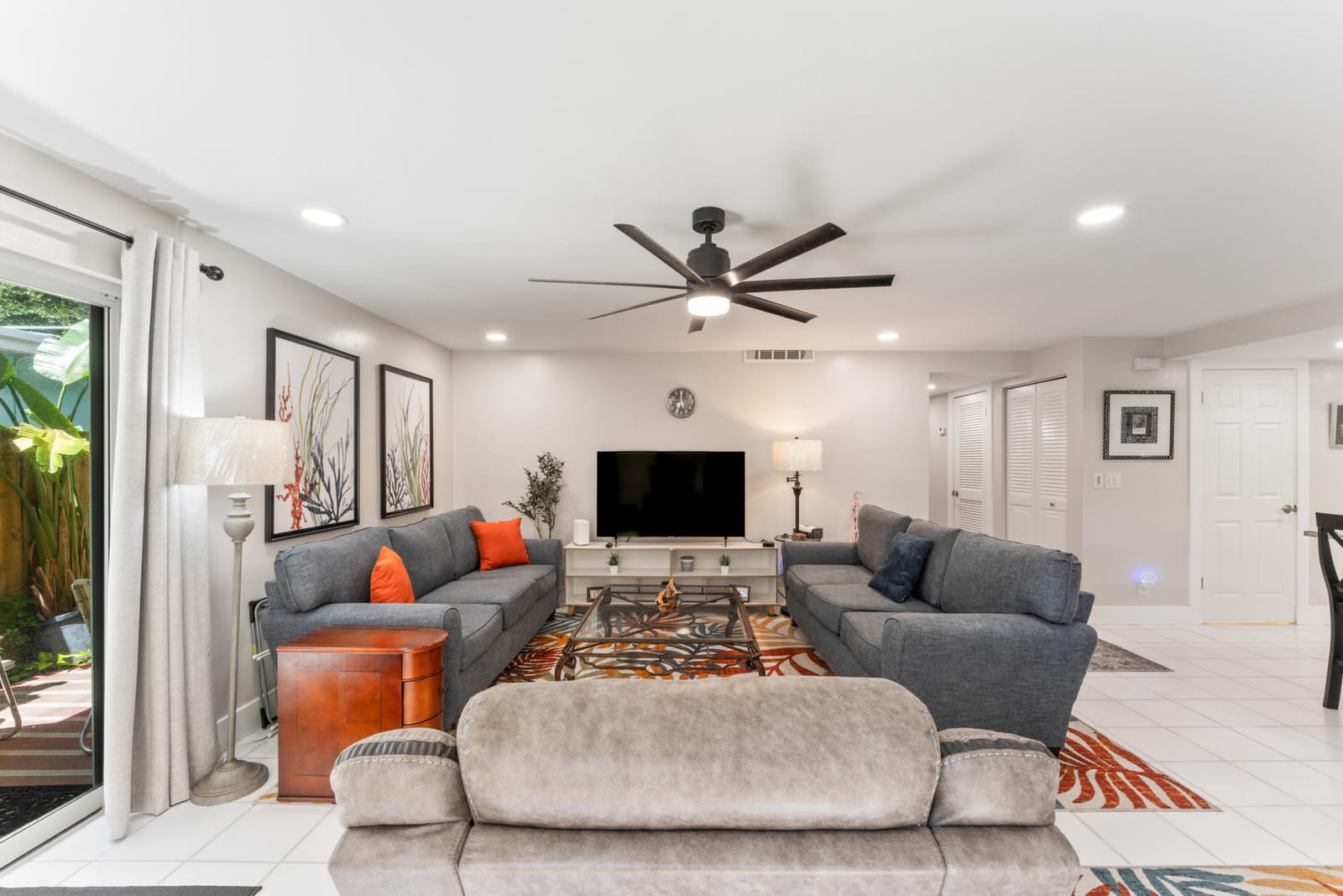 720 N Dixie Highway 303 — photo 8