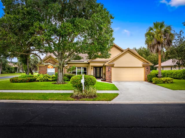 412 SW Mimosa Cove, Port St. Lucie, FL 34986