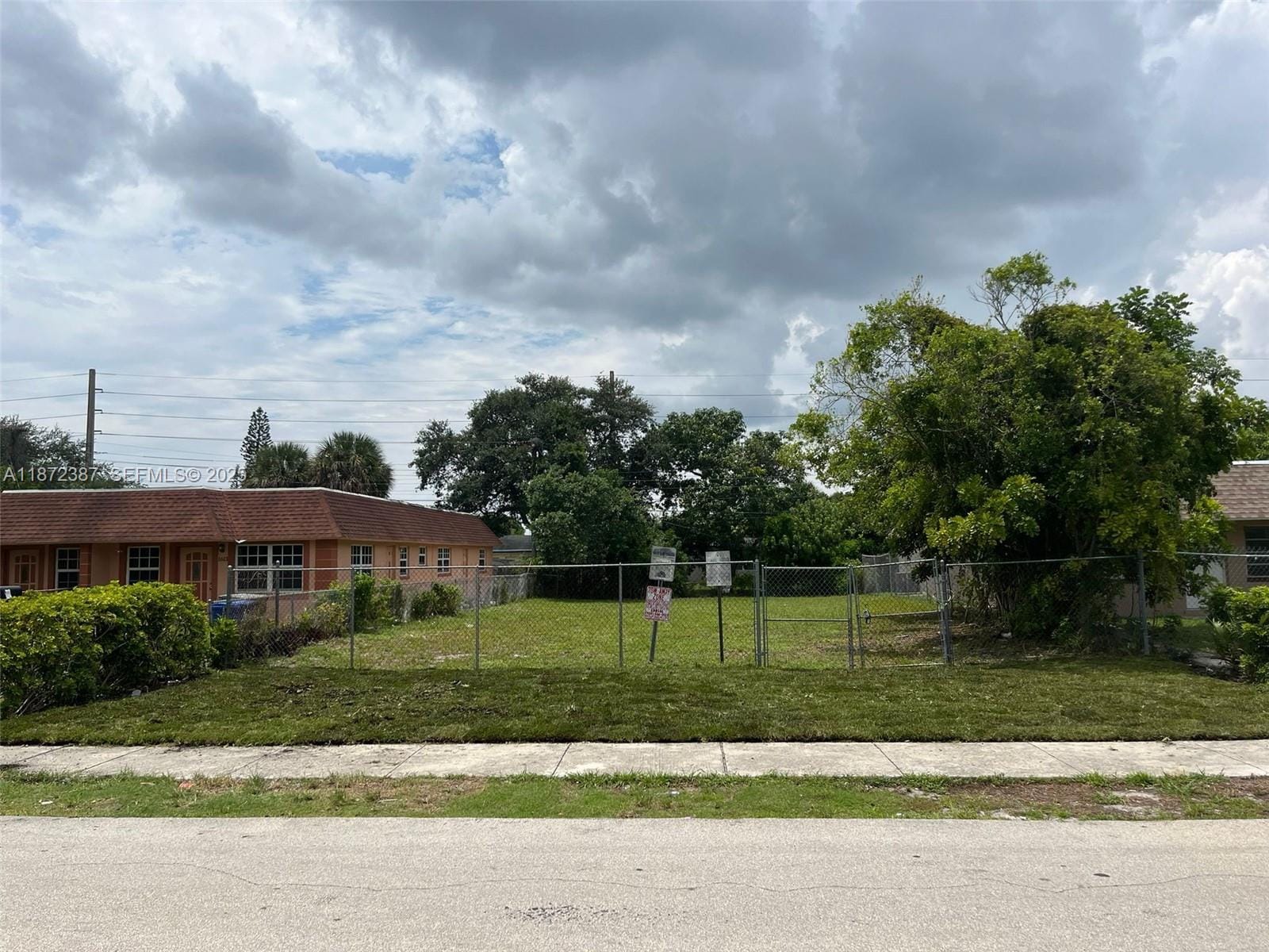 1615 NW 8th Avenue, Fort Lauderdale, FL 33311