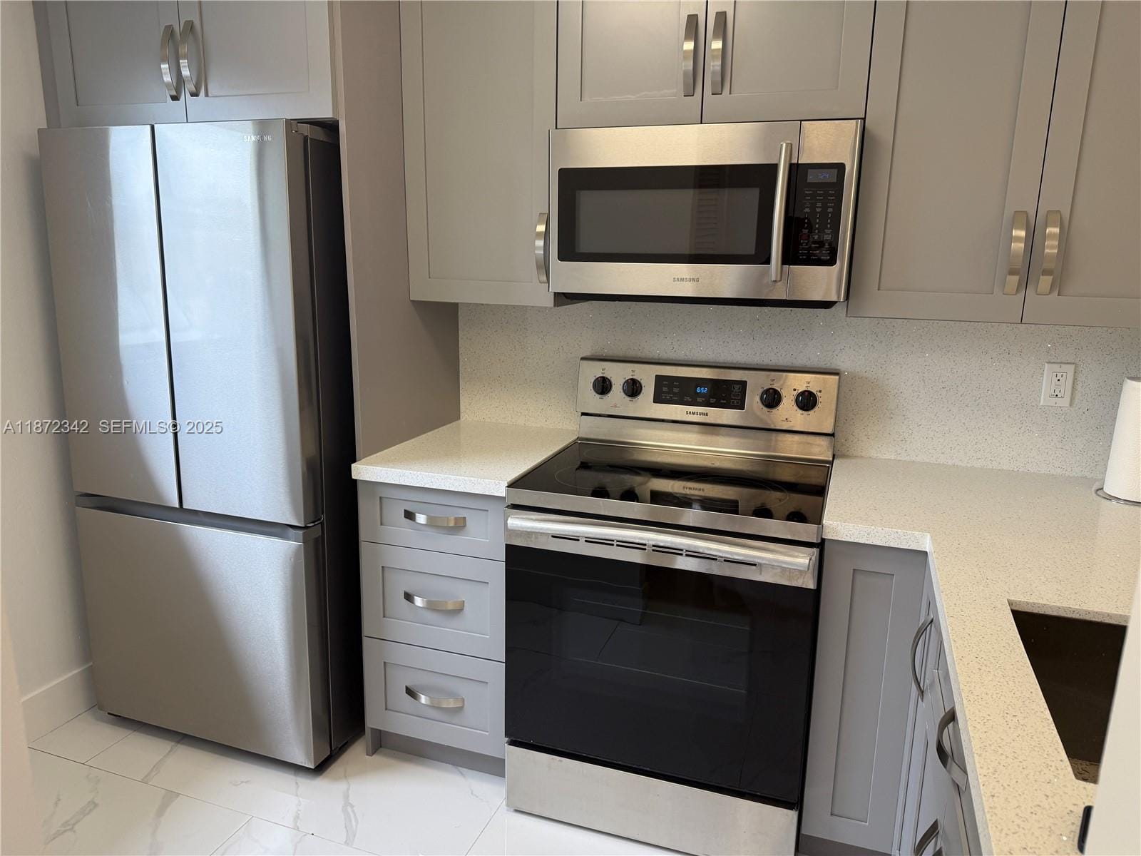 6850 NW 173rd Drive 103, Hialeah, FL 33015 photo 4
