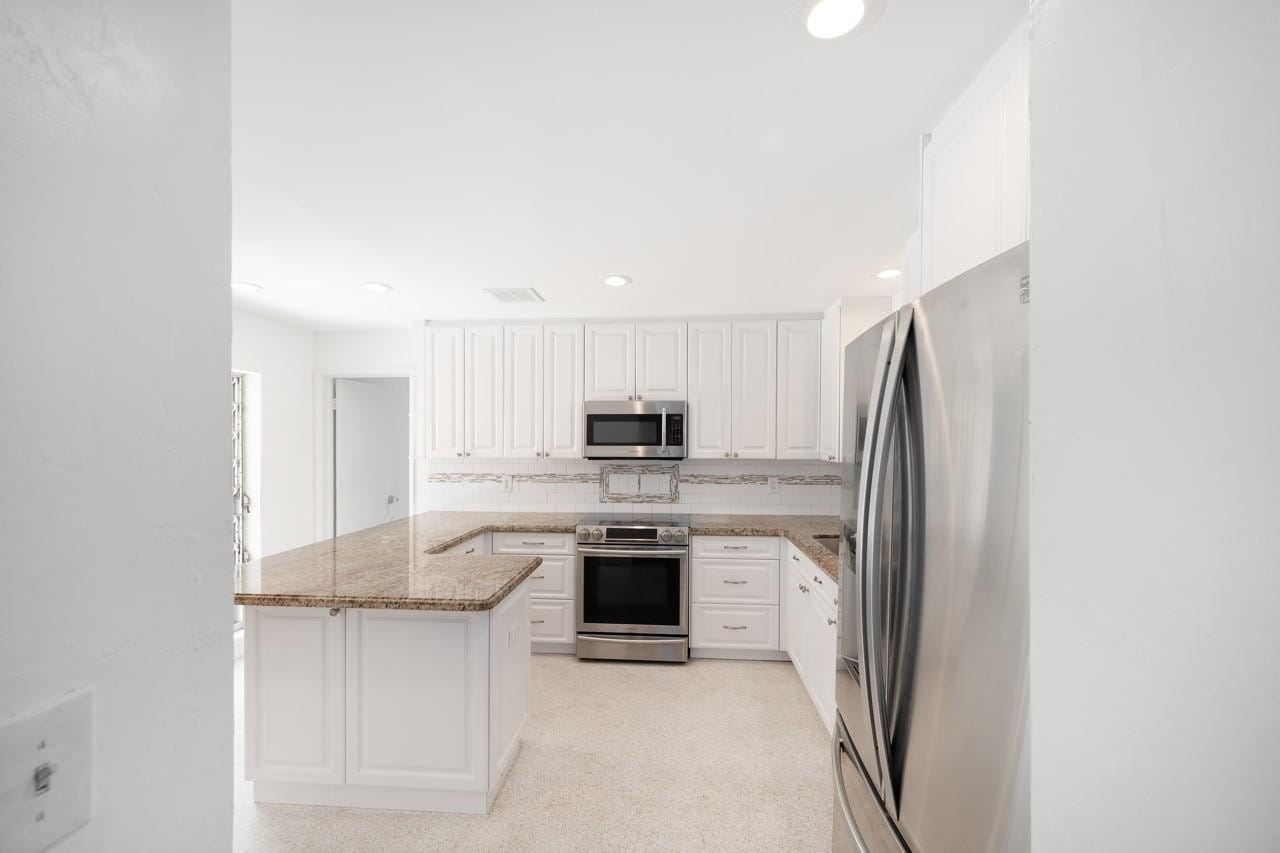 232 Codrington Drive, Lauderdale-By-The-Sea, FL 33308 photo 13