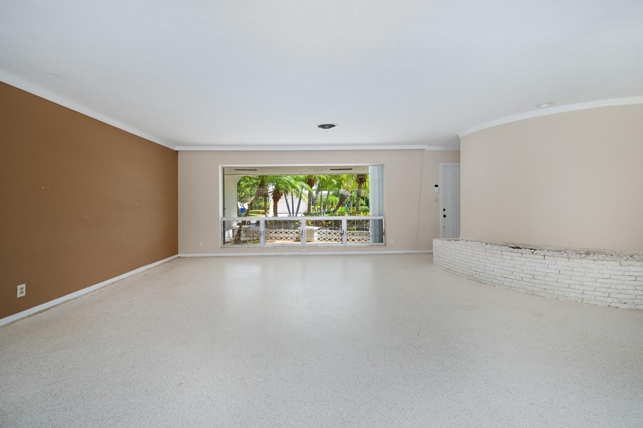232 Codrington Drive — photo 8