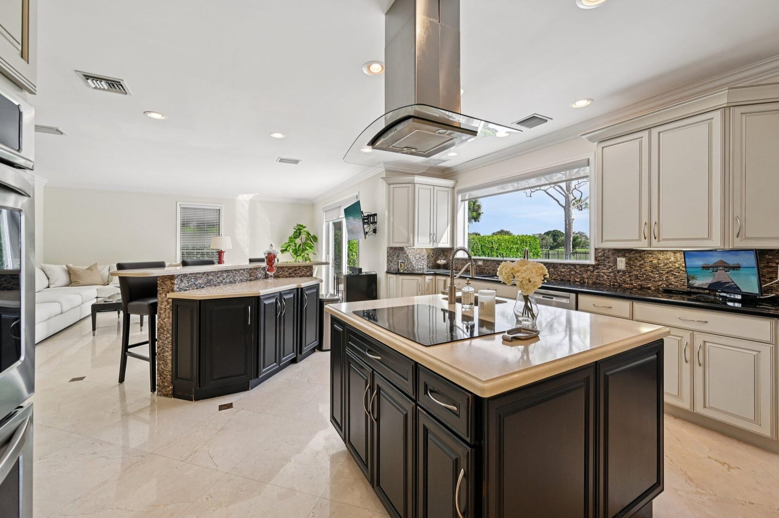 257 N Country Club Drive, Atlantis, FL 33462 photo 14