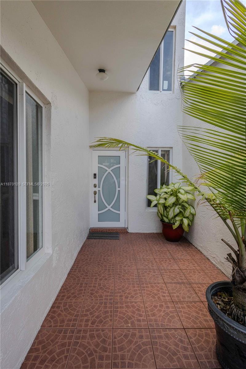 2435 SW 11th Street 9-B, Miami, FL 33135 photo 2