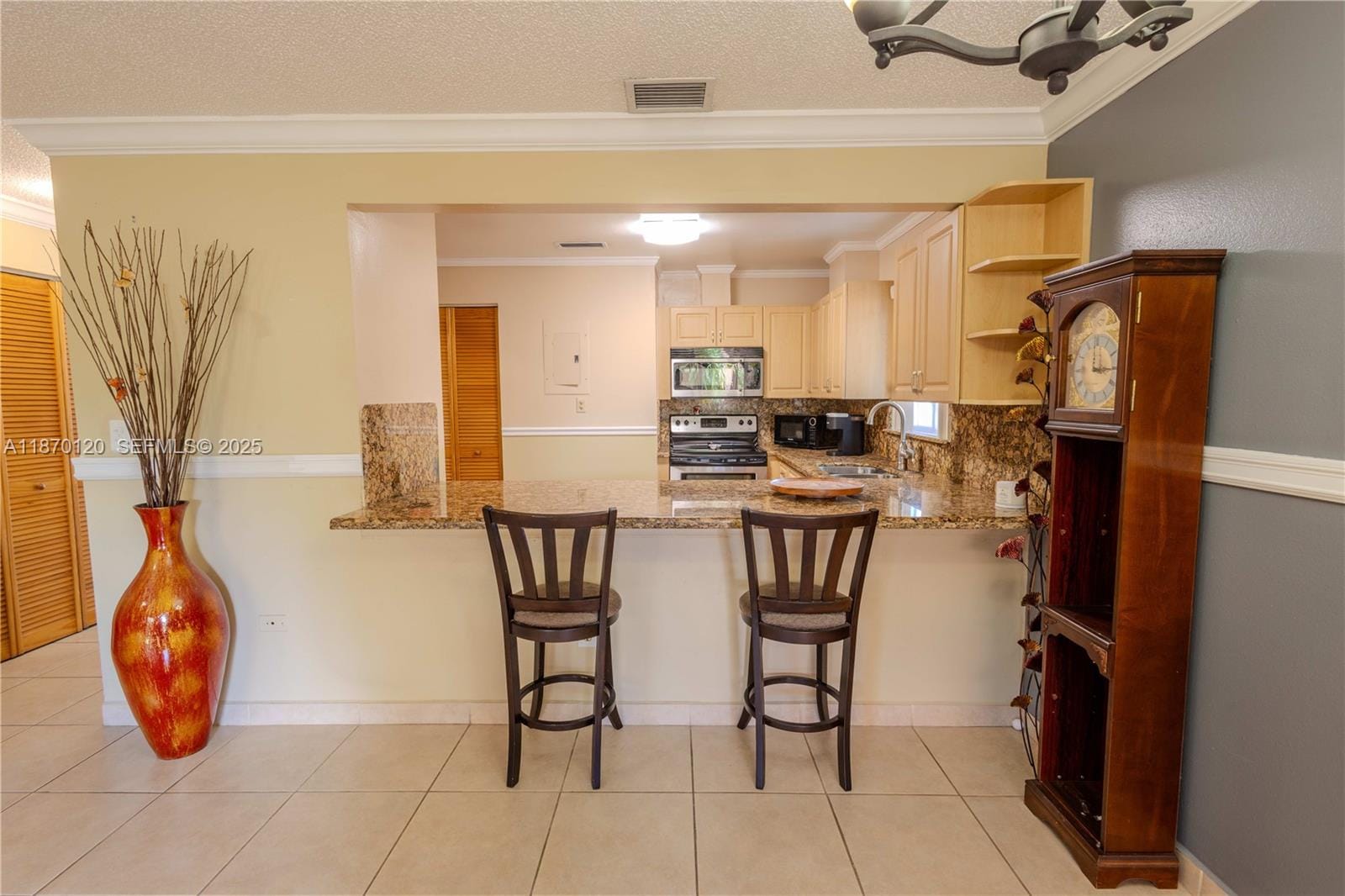 2435 SW 11th Street 9-B, Miami, FL 33135 photo 12