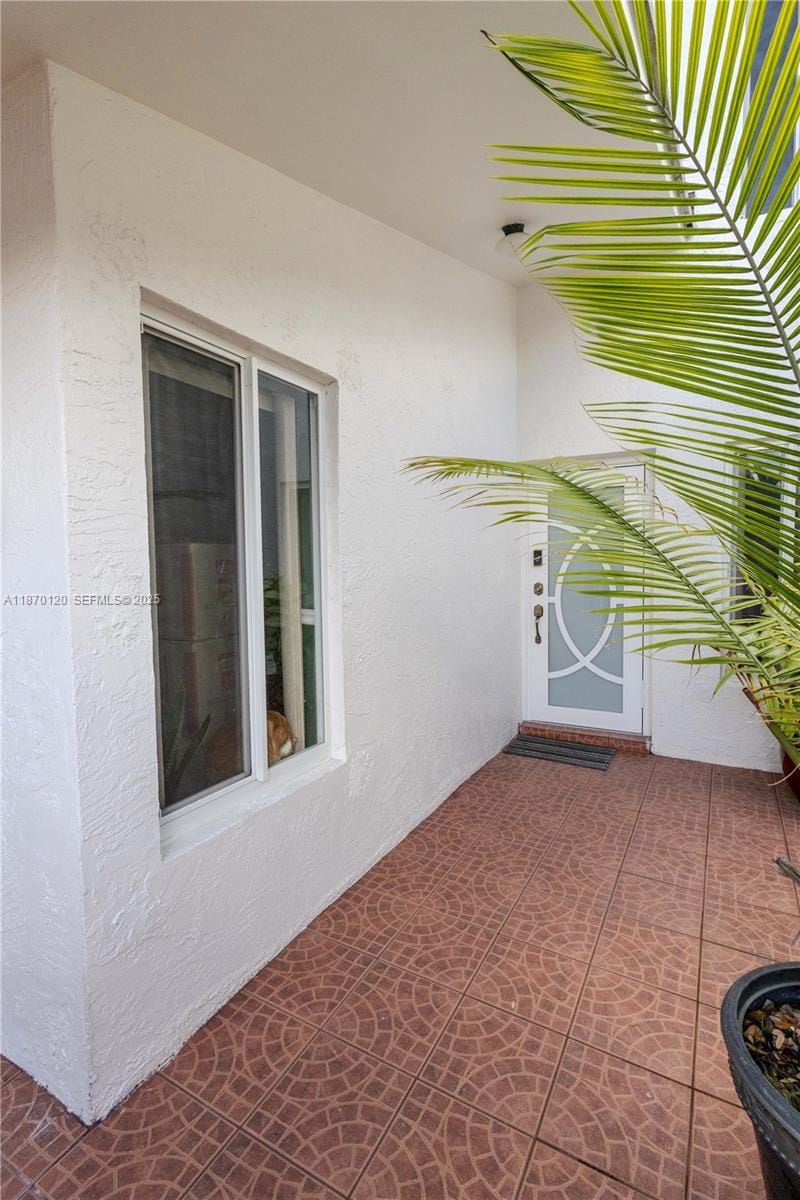 2435 SW 11th Street 9-B, Miami, FL 33135 photo 3