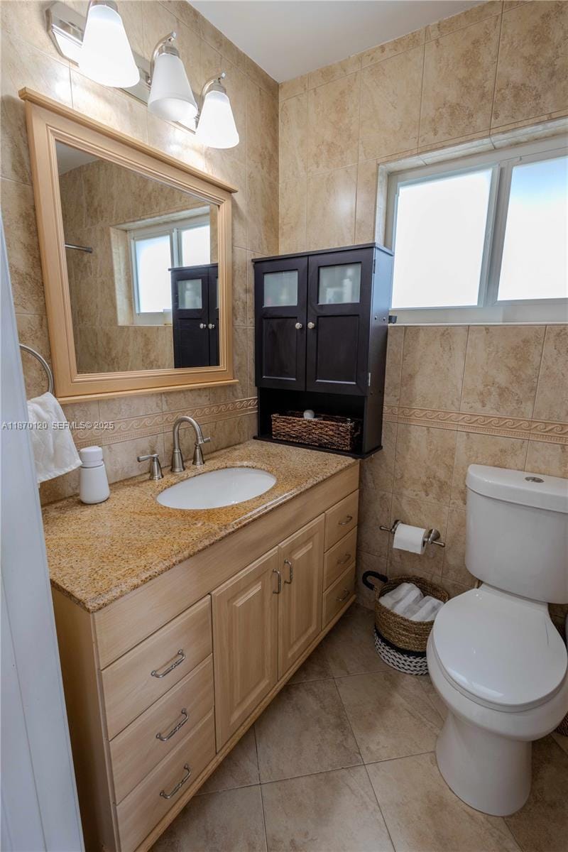2435 SW 11th Street 9-B, Miami, FL 33135 photo 23