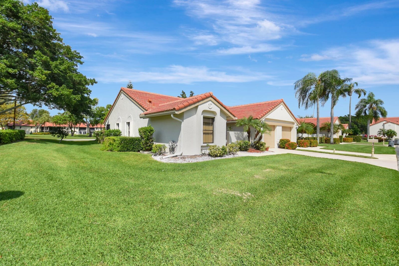 5943 Parkwalk Circle W, Boynton Beach, FL 33472 photo 2