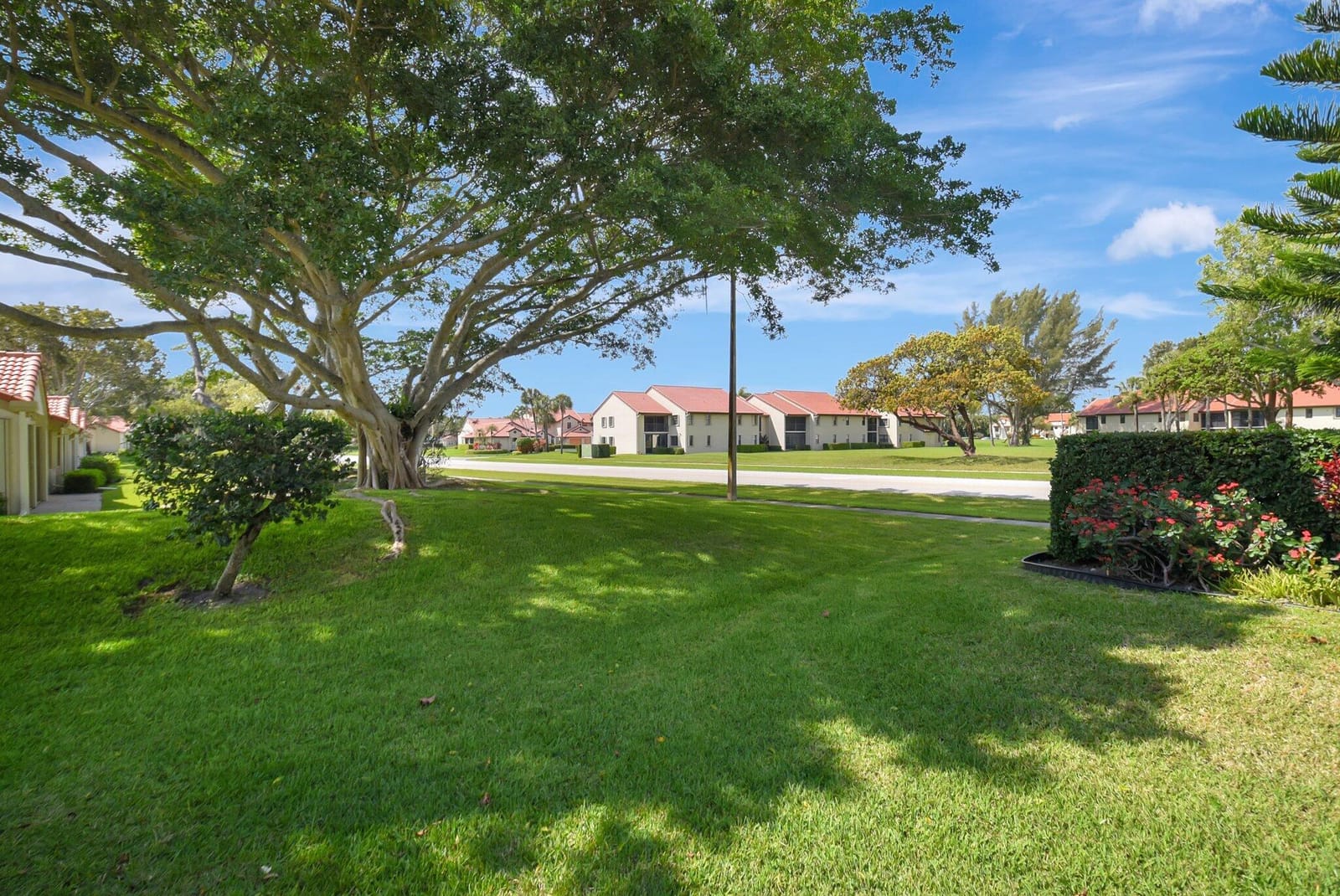 5943 Parkwalk Circle W, Boynton Beach, FL 33472 photo 22