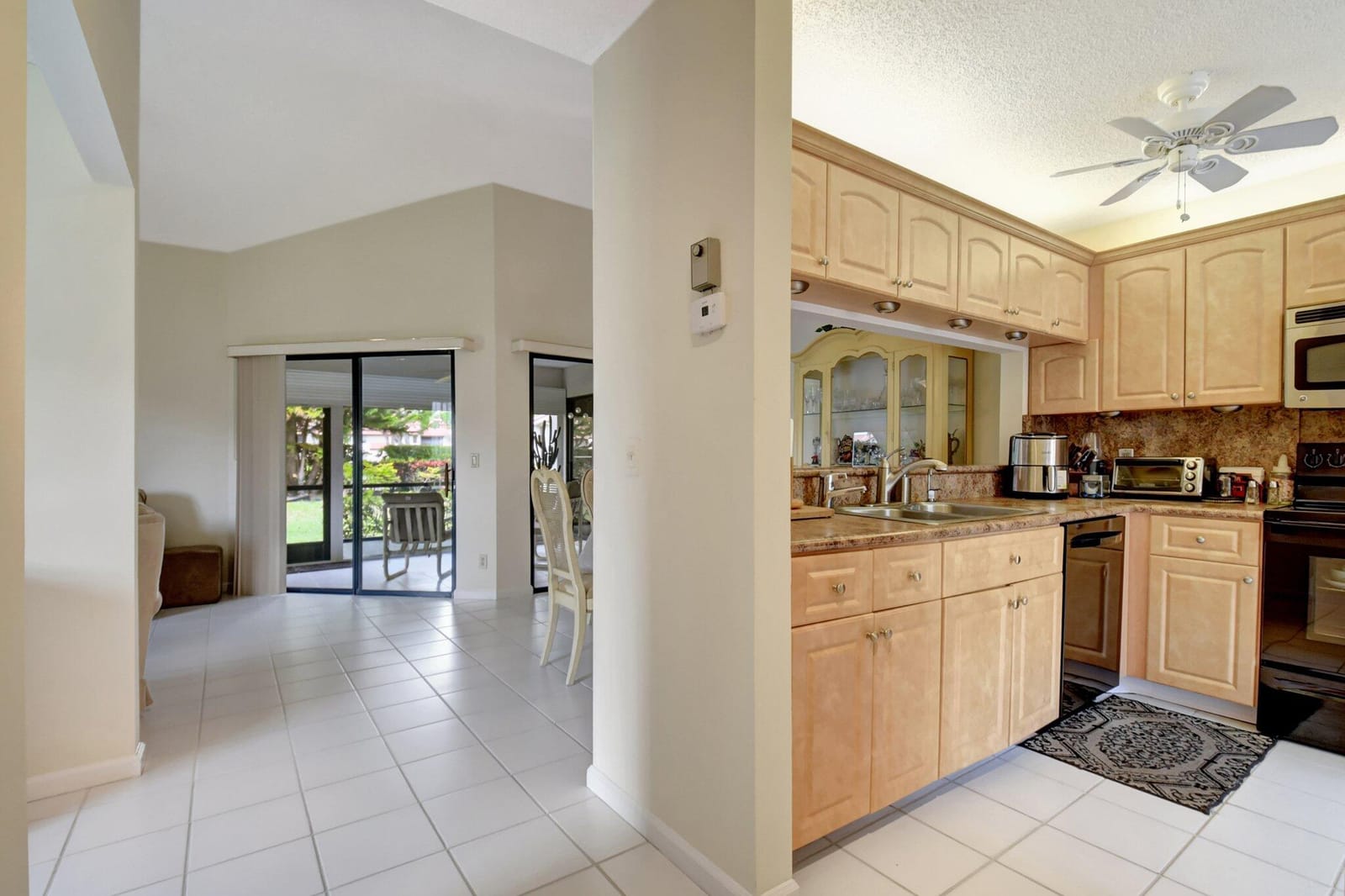 5943 Parkwalk Circle W, Boynton Beach, FL 33472 photo 4