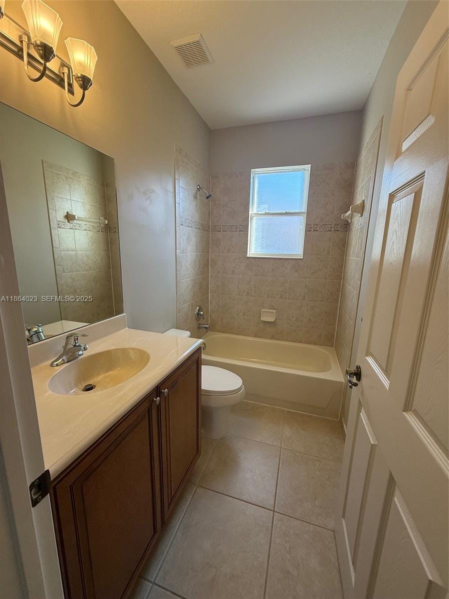 1061 Grove Park Circle, Boynton Beach, FL 33436 photo 3