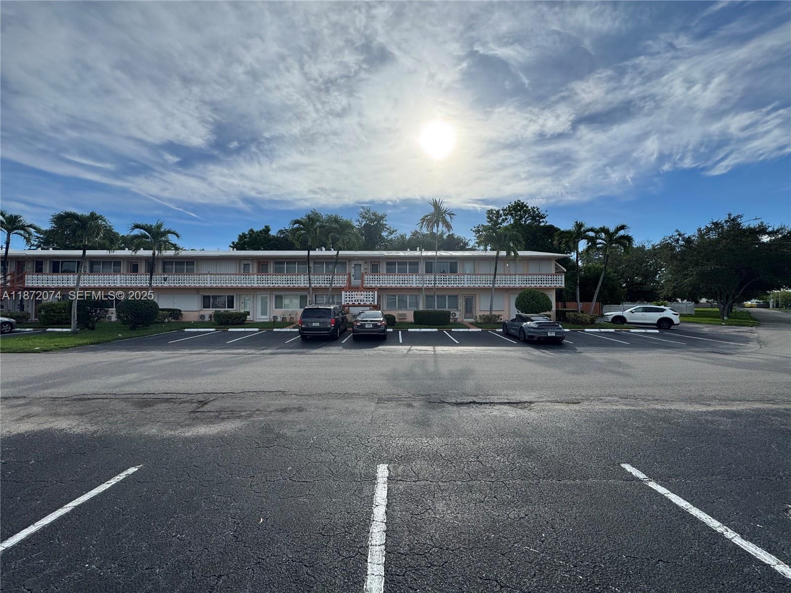 815 SW 10th Terrace 15V, Hallandale Beach, FL 33009, Hallandale Beach