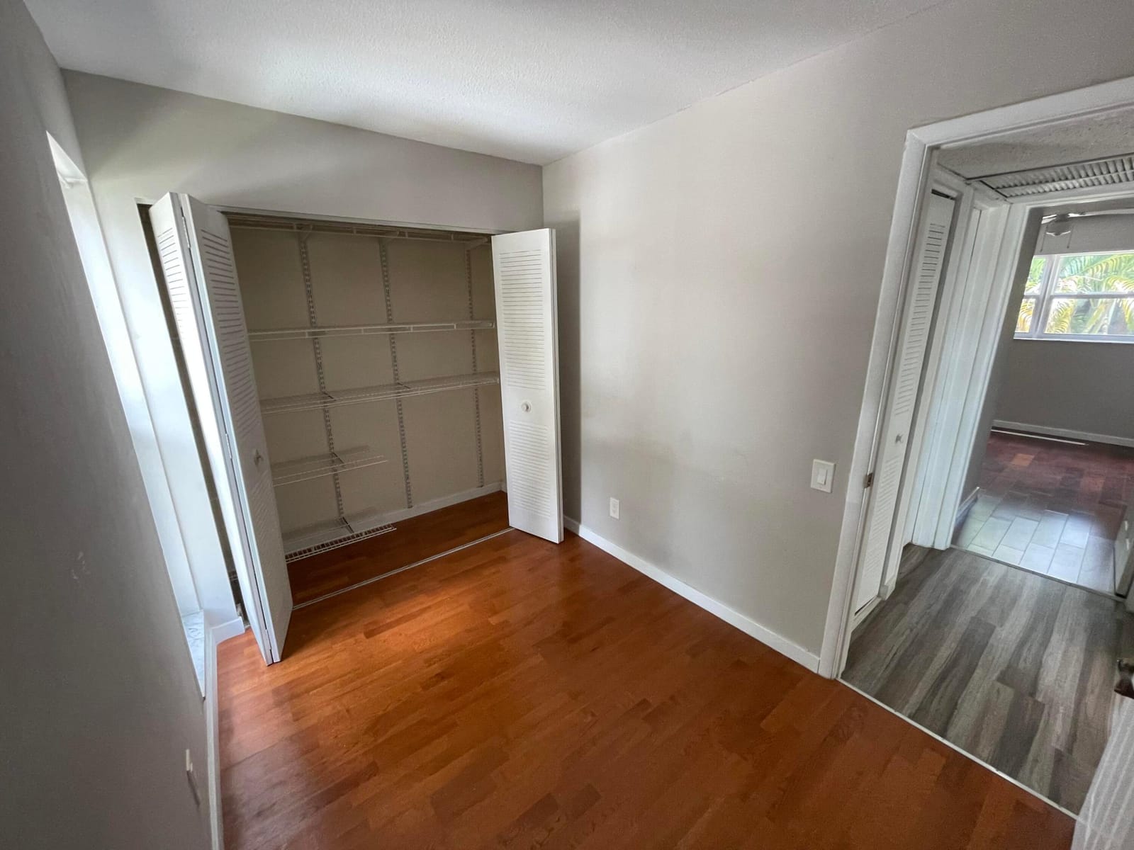 5348 NE 6th Avenue G11, Oakland Park, FL 33334 photo 8