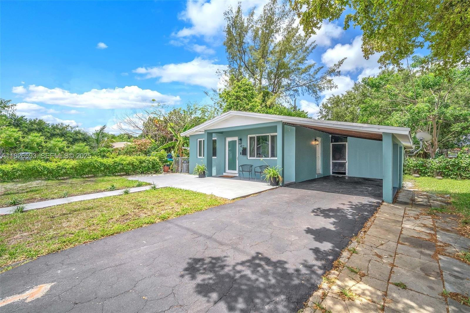 412 S 24th Avenue, Hollywood, FL 33020 photo 2