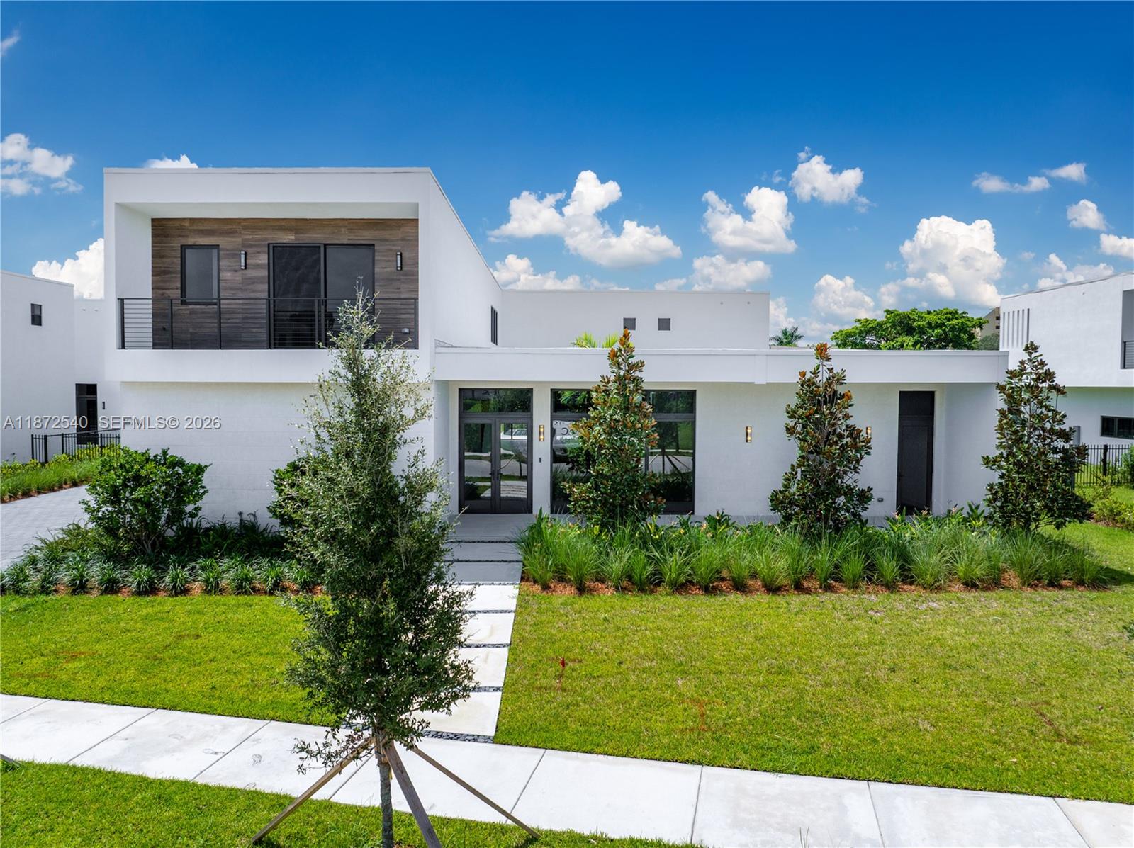 16740 N Botaniko Drive N, Weston, FL 33326, Weston