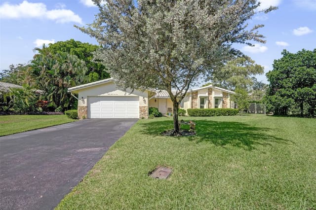 8845 NW 29th Place, sold in Forest Hills, Coral Springs, FL