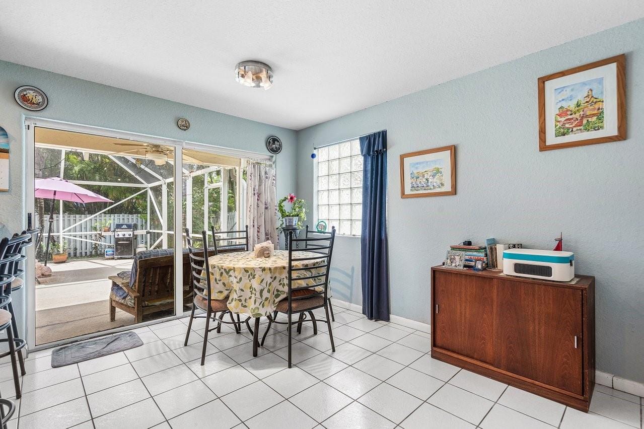 1075 Spyglass — photo 12