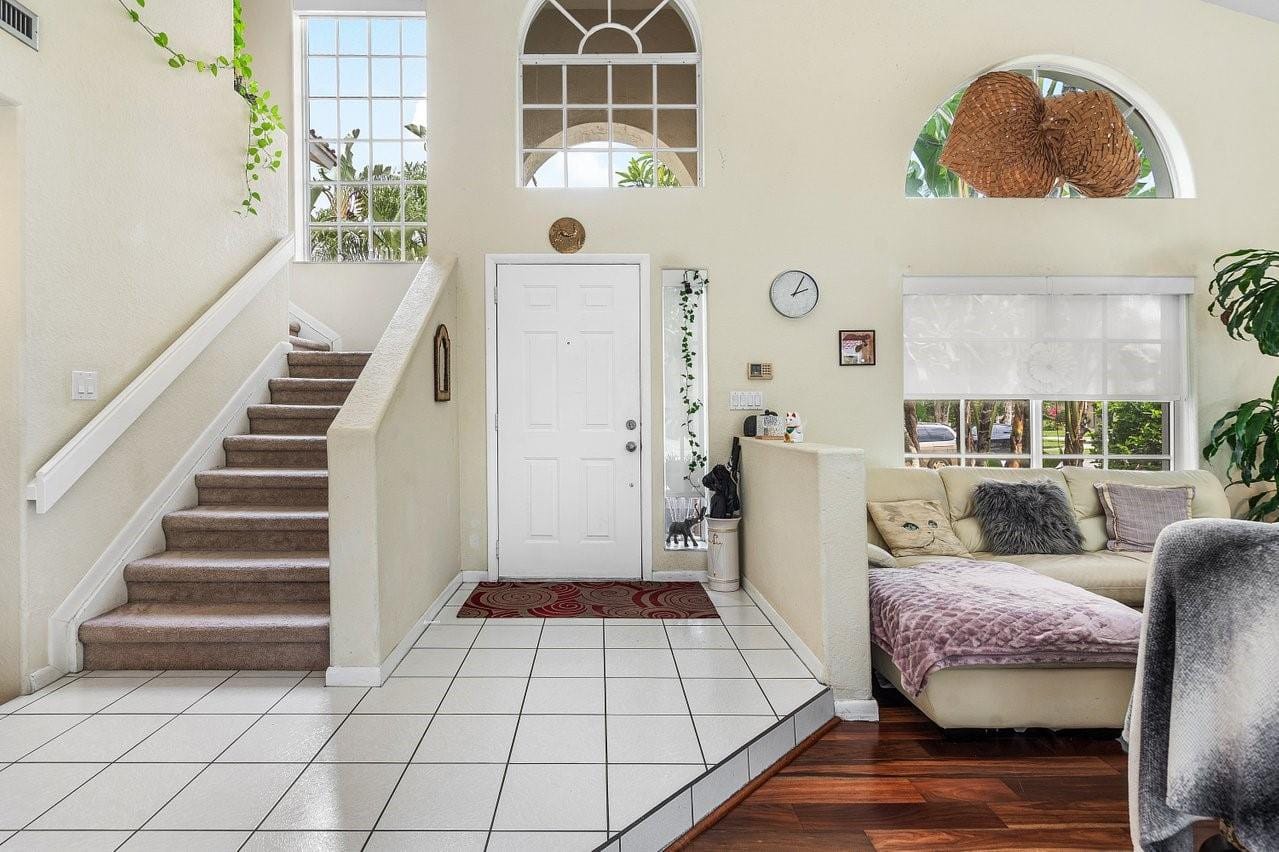 1075 Spyglass — photo 3