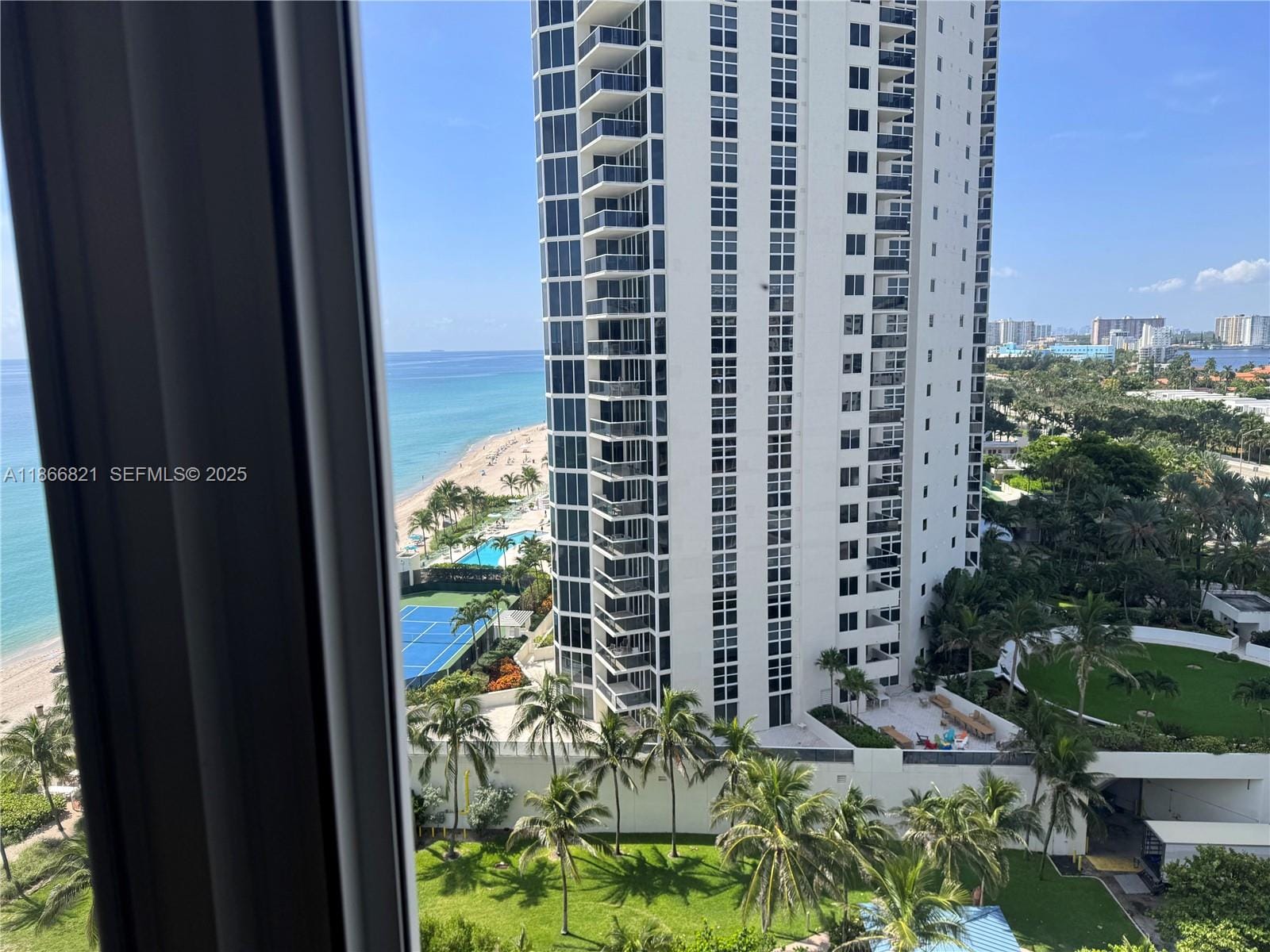 19201 Collins Avenue 1108, Sunny Isles Beach, FL 33160 photo 22