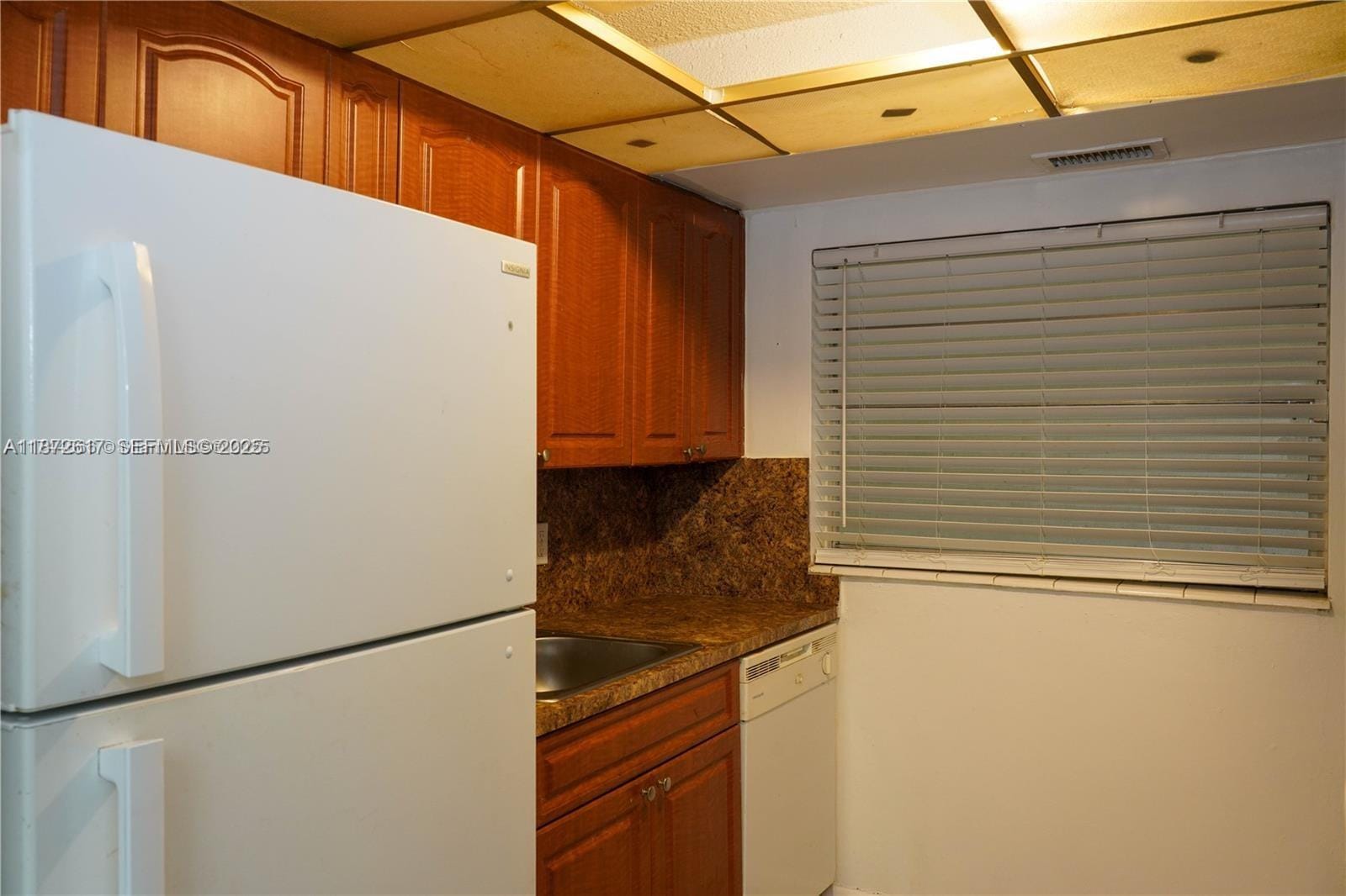 11855 NE 19th Drive 10 — photo 6