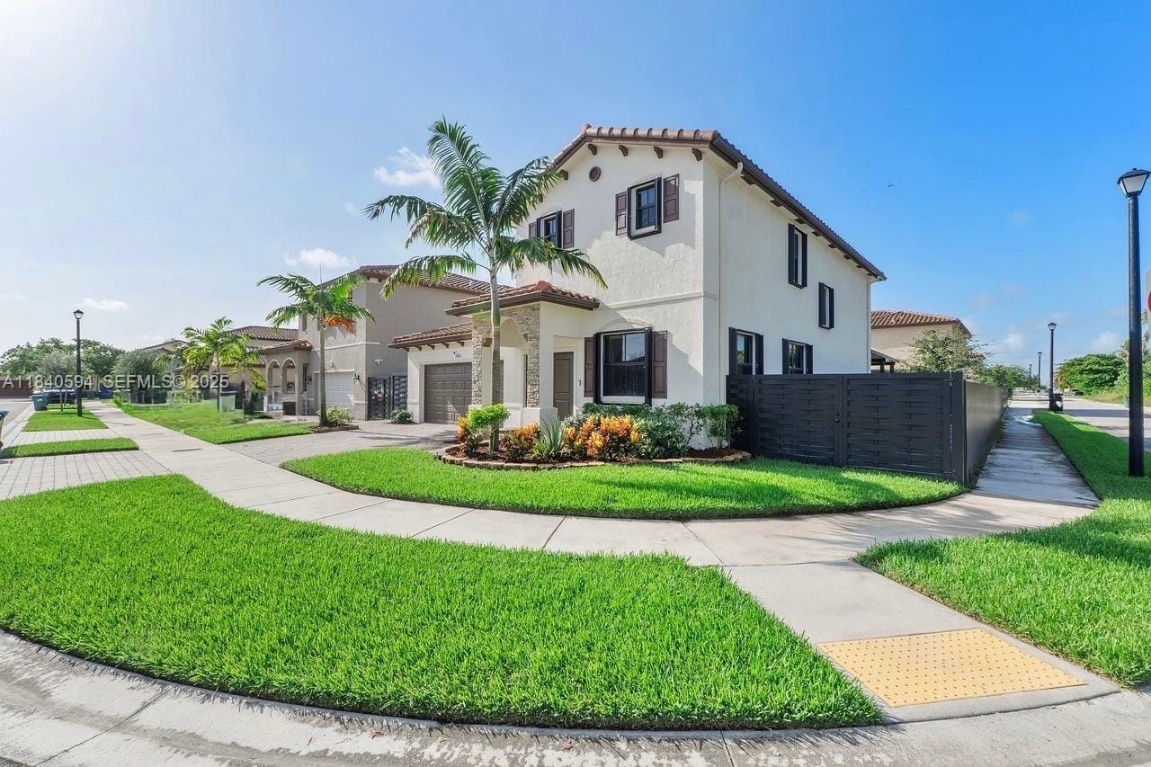 11886 SW 234th Street — photo 2