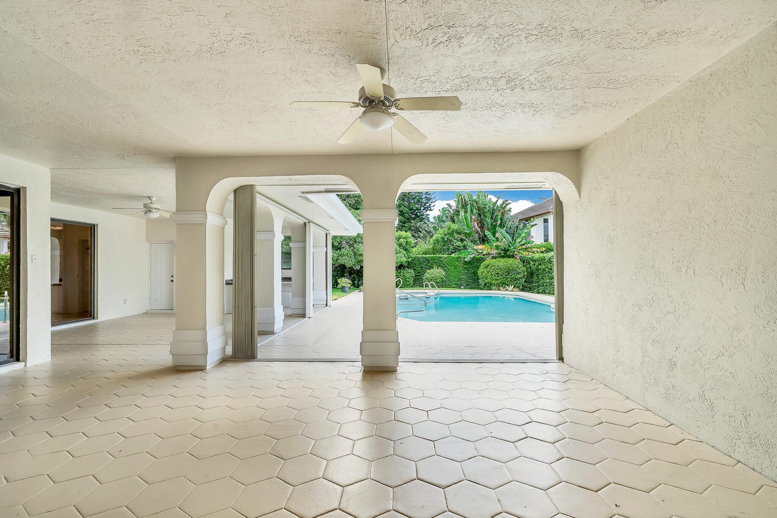 844 NE Mulberry Drive, Boca Raton, FL 33487 photo 24