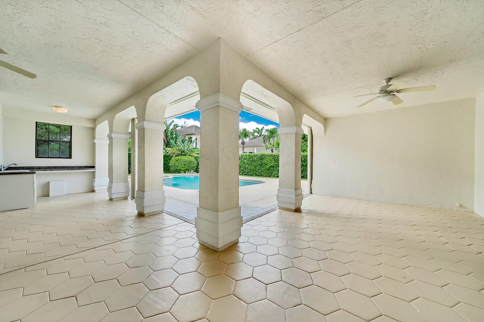 844 NE Mulberry Drive, Boca Raton, FL 33487 photo 25