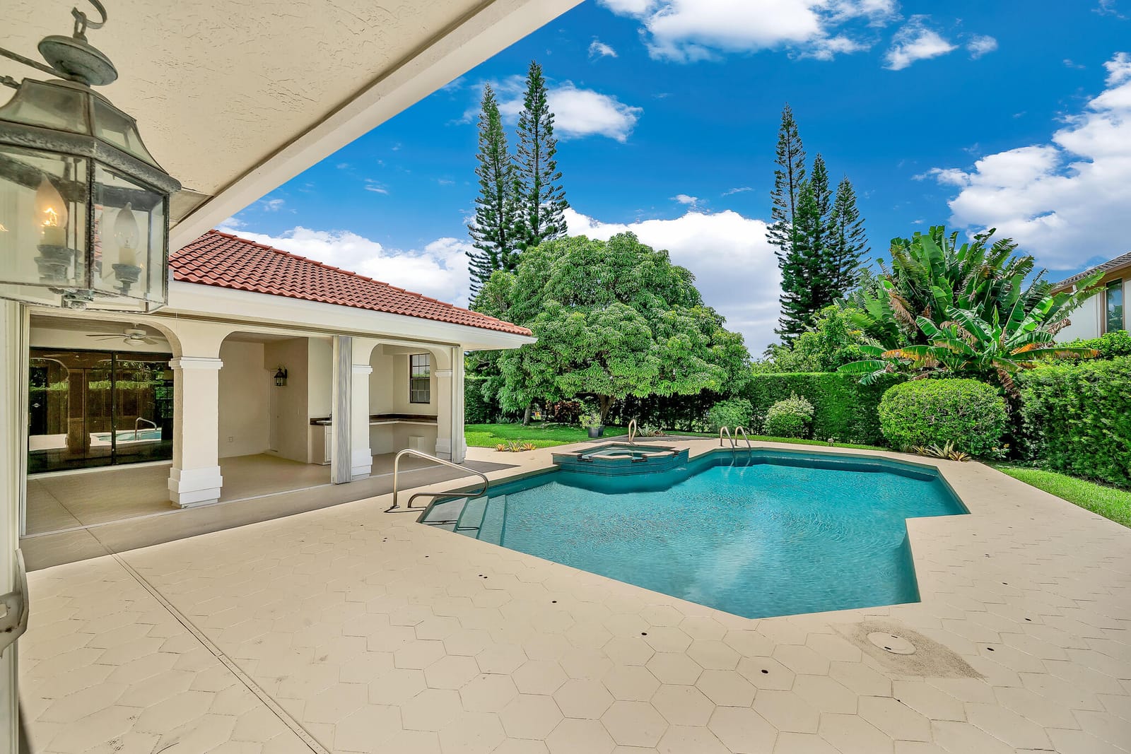 844 NE Mulberry Drive, Boca Raton, FL 33487 photo 5