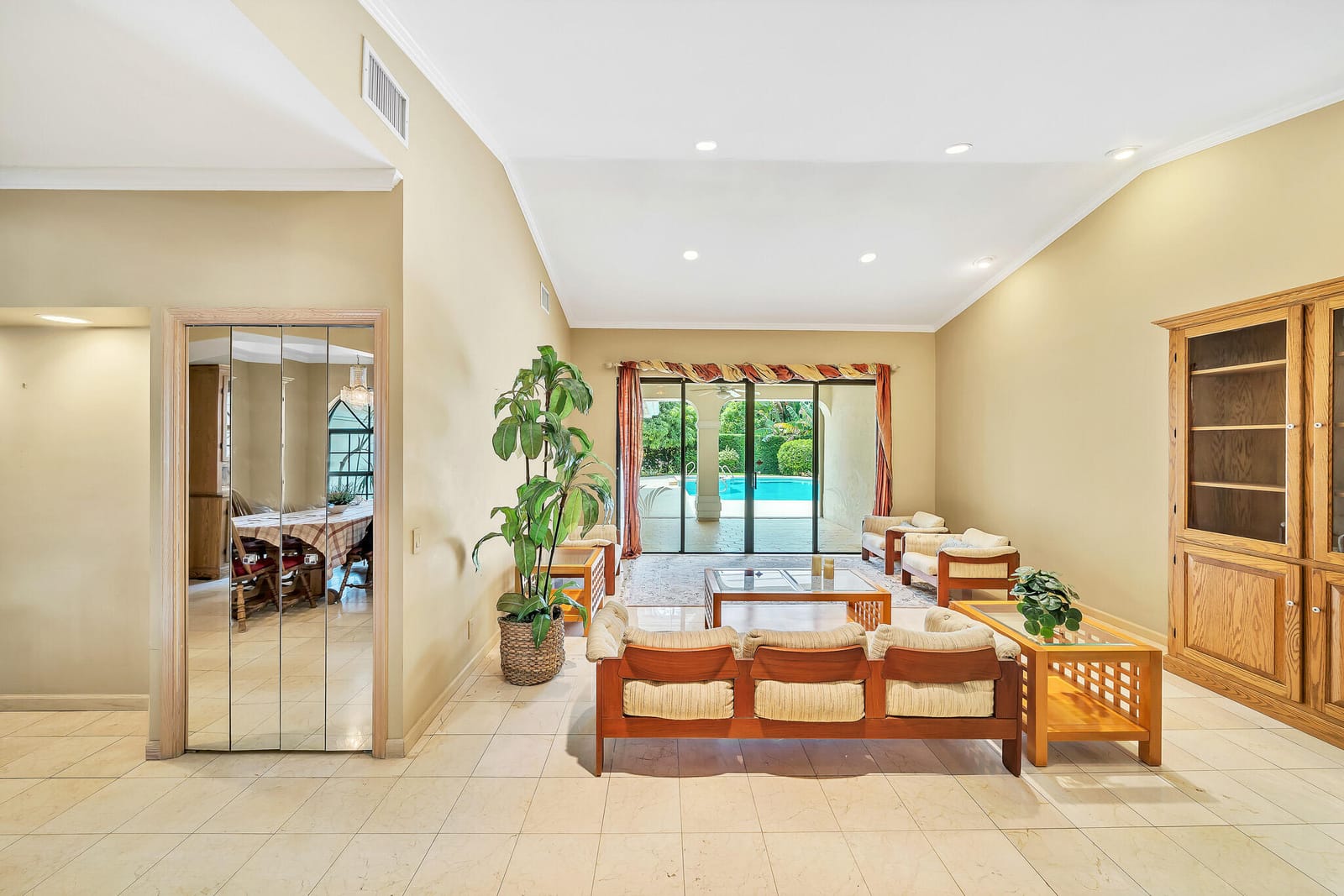 844 NE Mulberry Drive, Boca Raton, FL 33487 photo 7