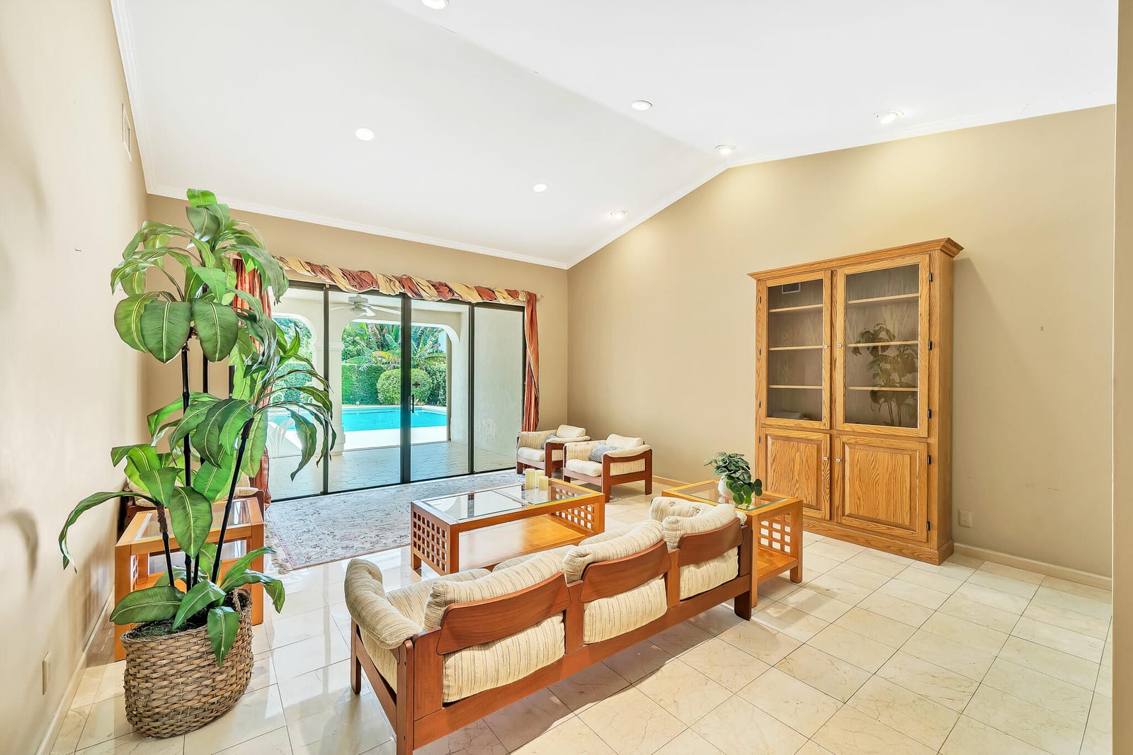 844 NE Mulberry Drive, Boca Raton, FL 33487 photo 8