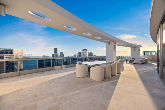 200 Biscayne Boulevard Way PH5402, Miami, FL 33131