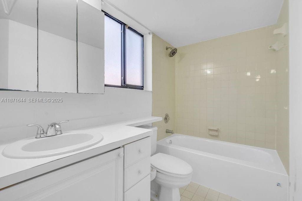 15495 N Miami Lakeway N 101-4, Miami Lakes, FL 33014 photo 16