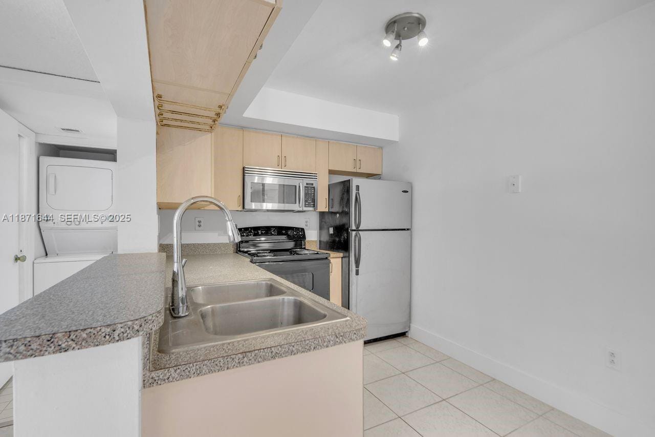 15495 N Miami Lakeway N 101-4 — photo 9