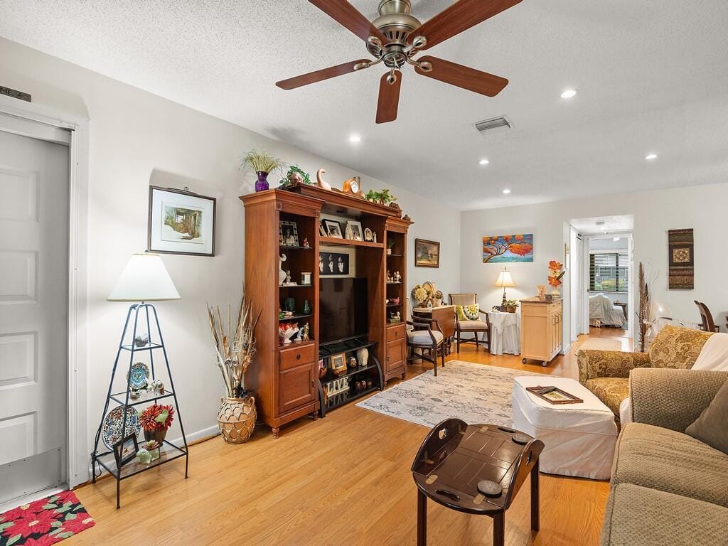 1702 Lakefront Boulevard B, Fort Pierce, FL 34950 photo 11
