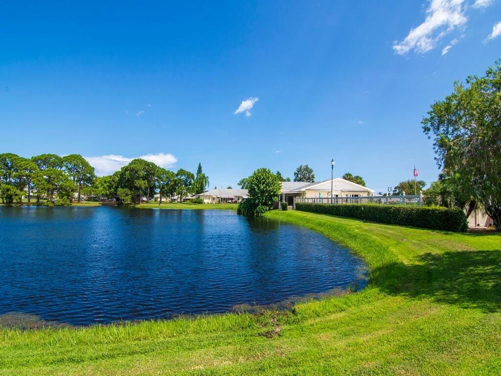 1702 Lakefront Boulevard B, Fort Pierce, FL 34950 photo 26