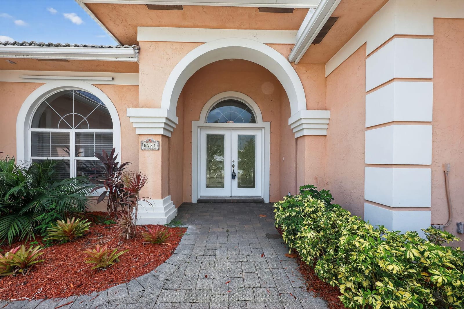 8381 SE Woodcrest Place — photo 4