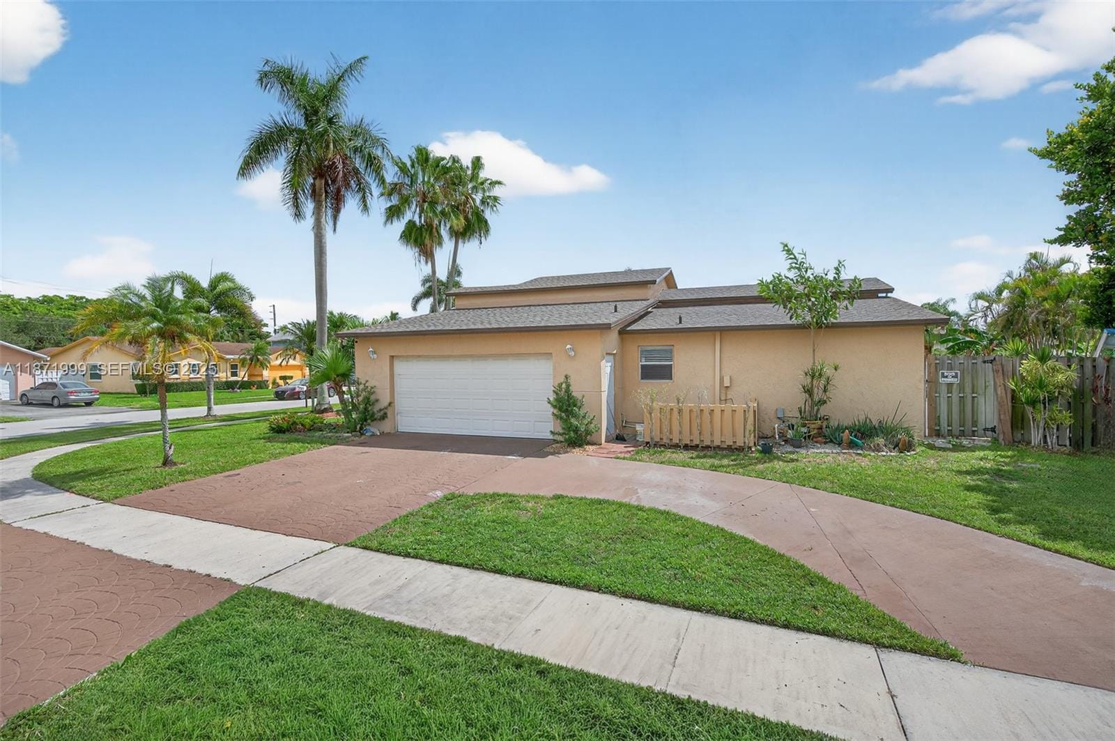 9928 NW 47th Street — photo 3
