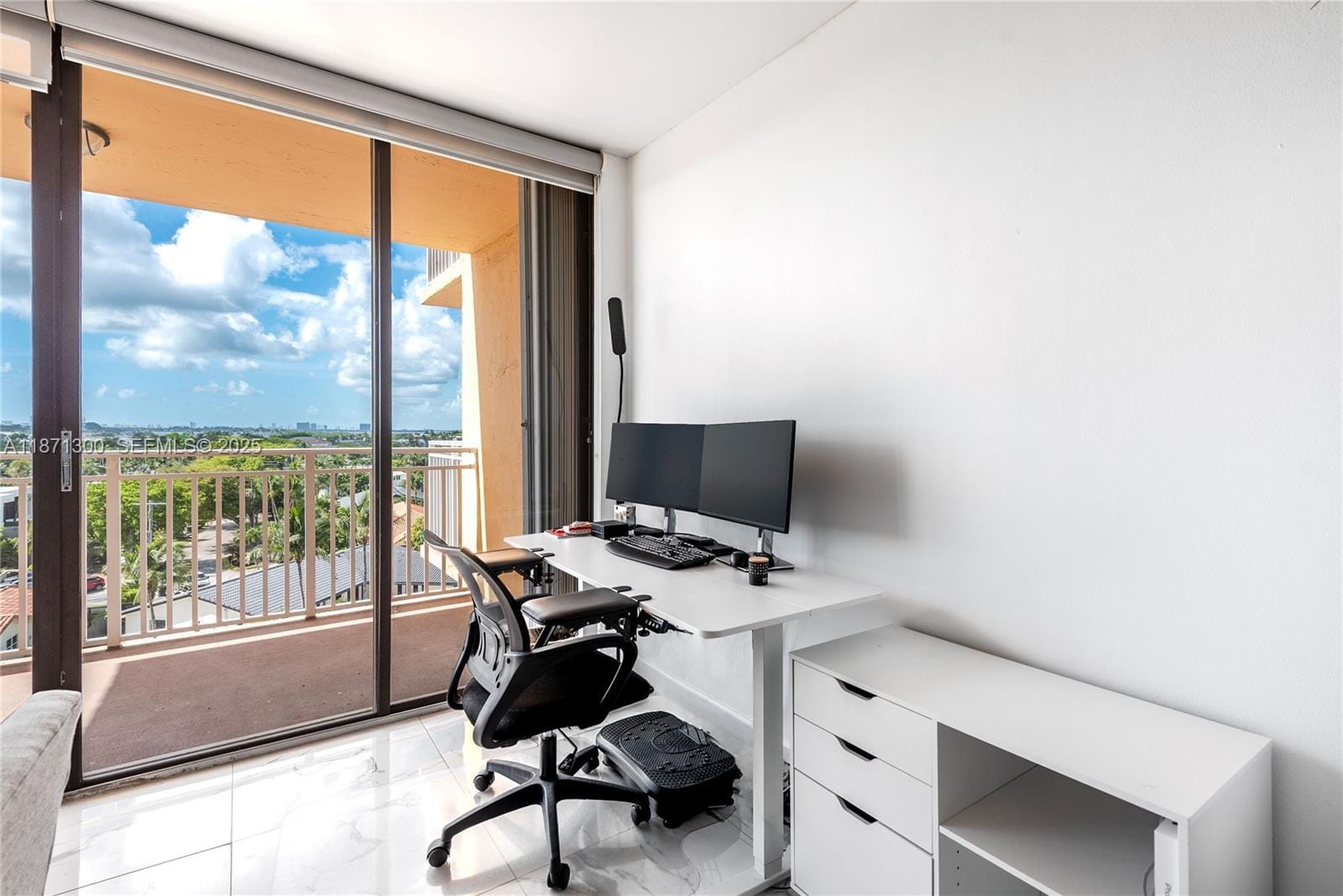 2450 NE 135th Street 607, North Miami, FL 33181 photo 13