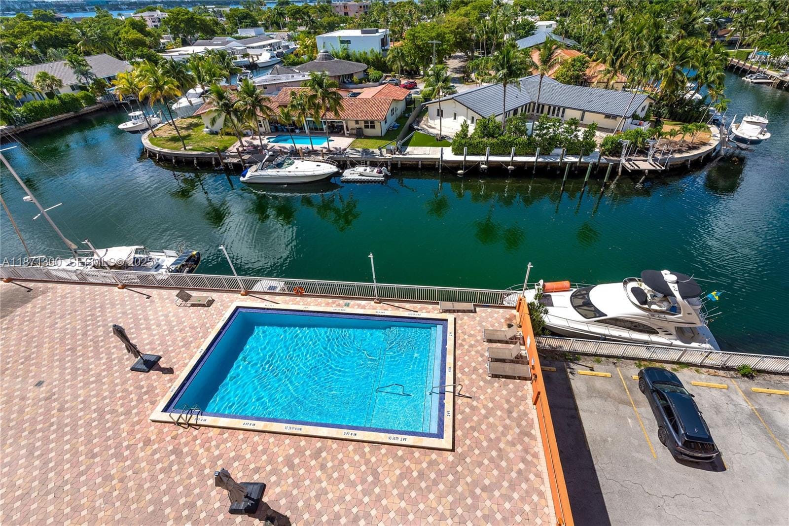 2450 NE 135th Street 607, North Miami, FL 33181 photo 5