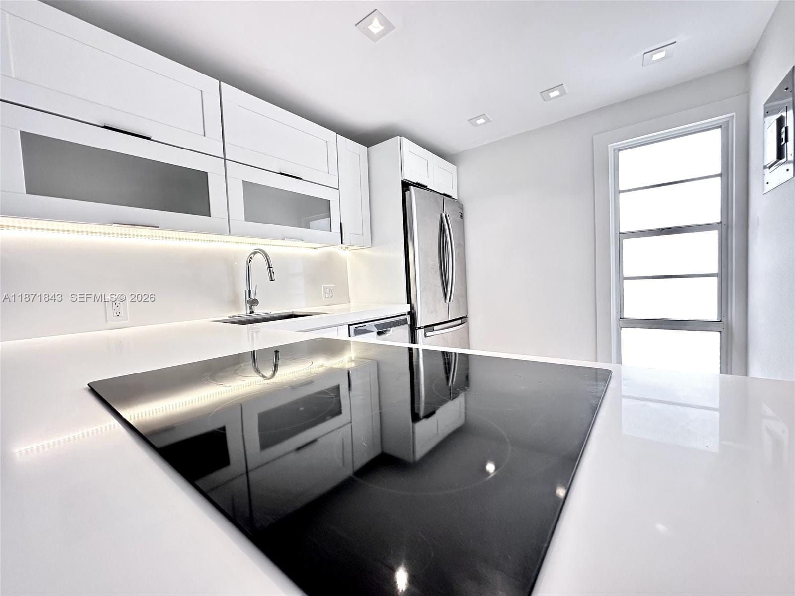 3301 N Country Club Drive 410 — photo 2