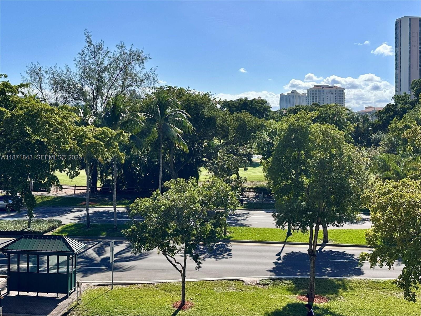 3301 N Country Club Drive 410, Aventura, FL 33180 photo 15