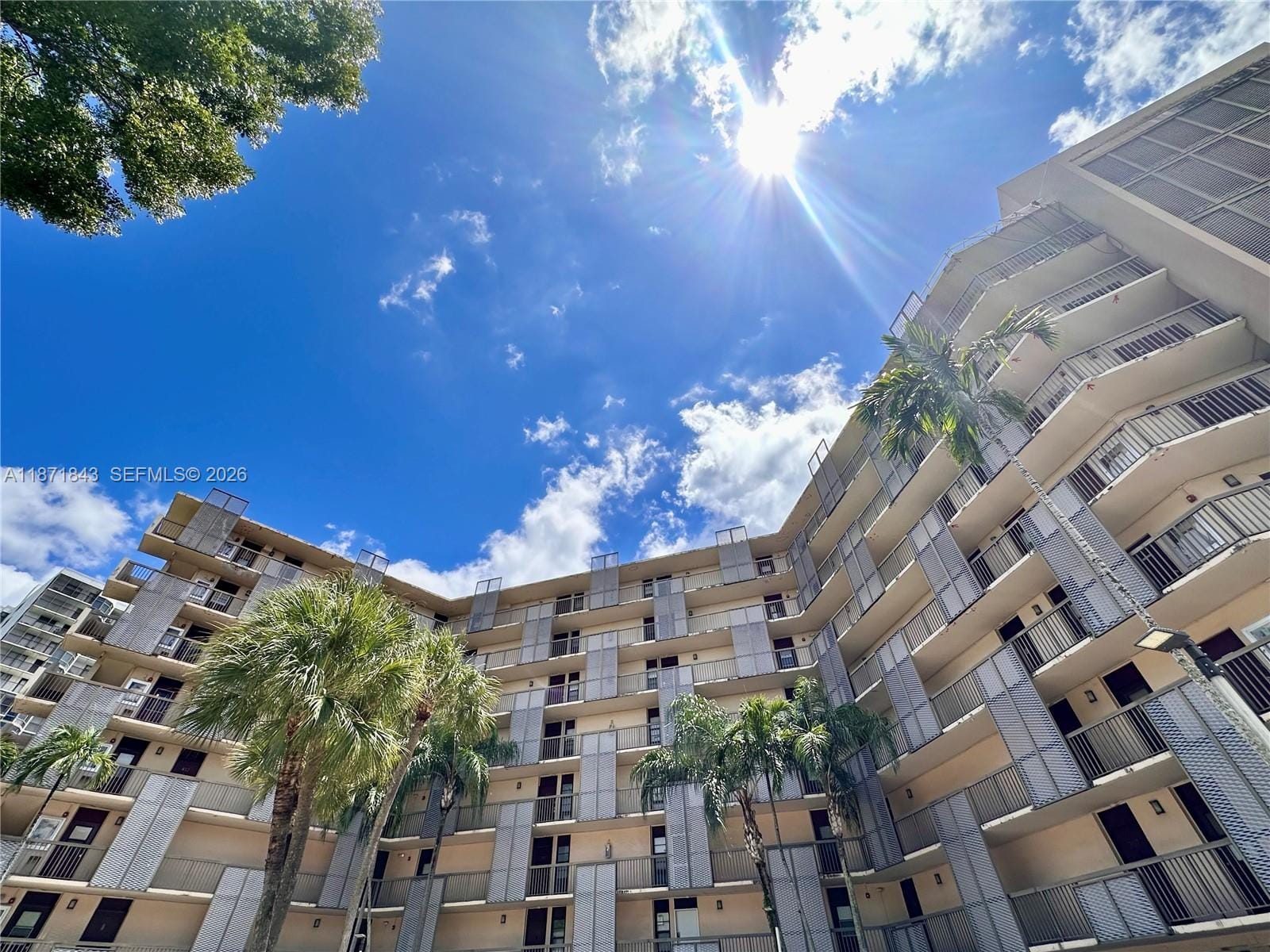 3301 N Country Club Drive 410, Aventura, FL 33180 photo 17